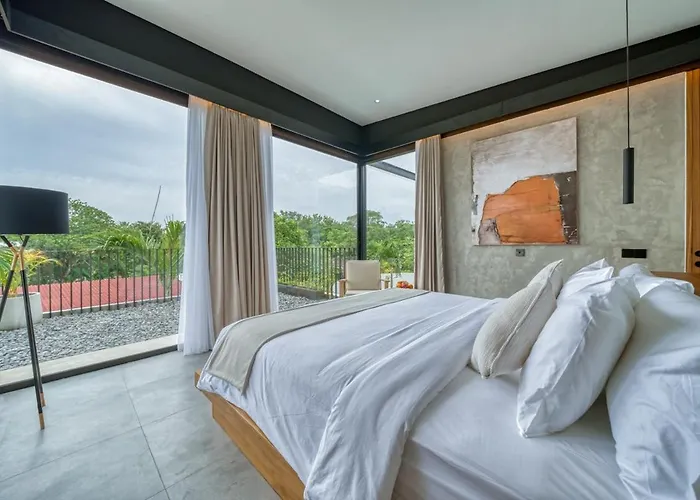 Luxury Industrial-style 2br Kirma Near The Чангу