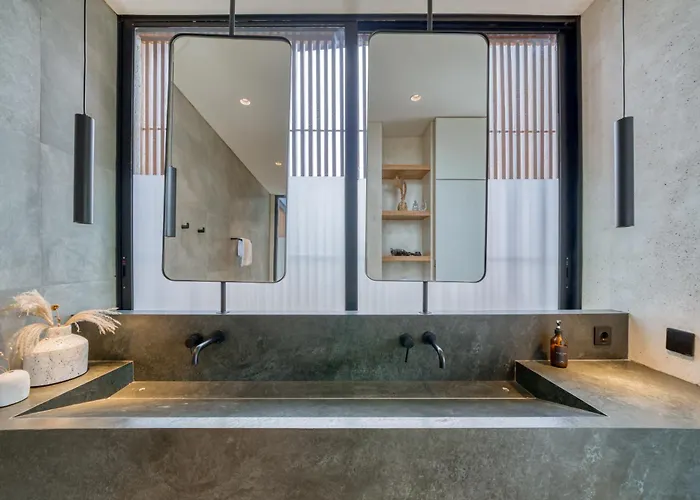 Вилла Luxury Industrial-style 2br Kirma Near The Чангу