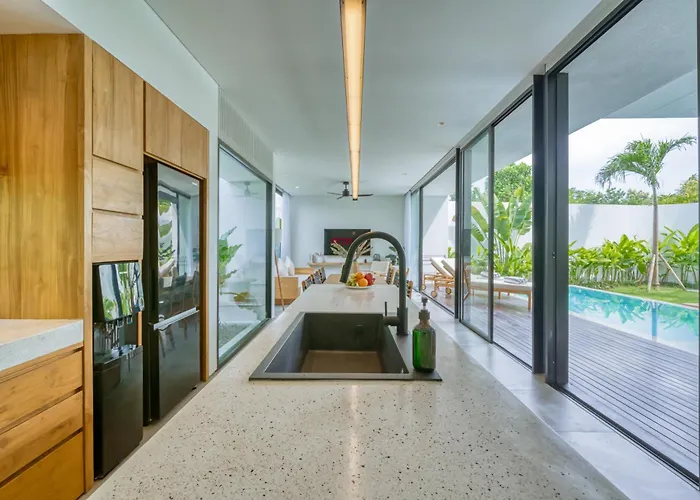 Luxury Industrial-style 2br Kirma Near The